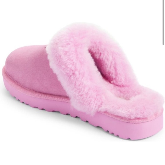 New with box UGG cozy genuine slippers in echinacea pink - Picture 2 of 3